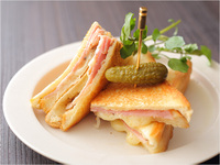 自分達で好きに作ろう♪"ホットサンドオフ会"🍀HAPPY MONDAY 😎気楽に毎週飲める仲間を作ろう✨