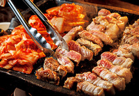 タレと肉を野菜に包んでぱっくり！★今回は"サムギョプサル"👄大人になっても遊びたい⭐ワクワクの金曜飲み会♪♪