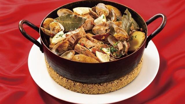 【早割中】ポルトガル料理を食べに行こう🧇🧇おすすめはフェイジョアーダです🌷🌷🌷