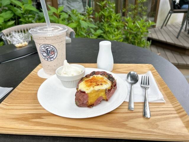 【早割中】オシャなリノベーションカフェに行こう！おすすめはつぼ焼芋ブリュレです🌸🌸