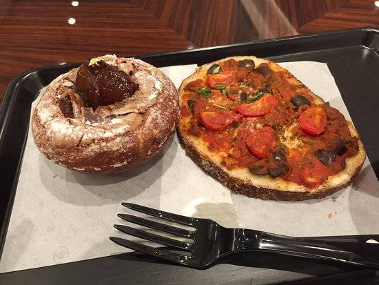 【早割中】百名店のベーカリーカフェに行こう！おすすめはミルクフランスです🦊🦊