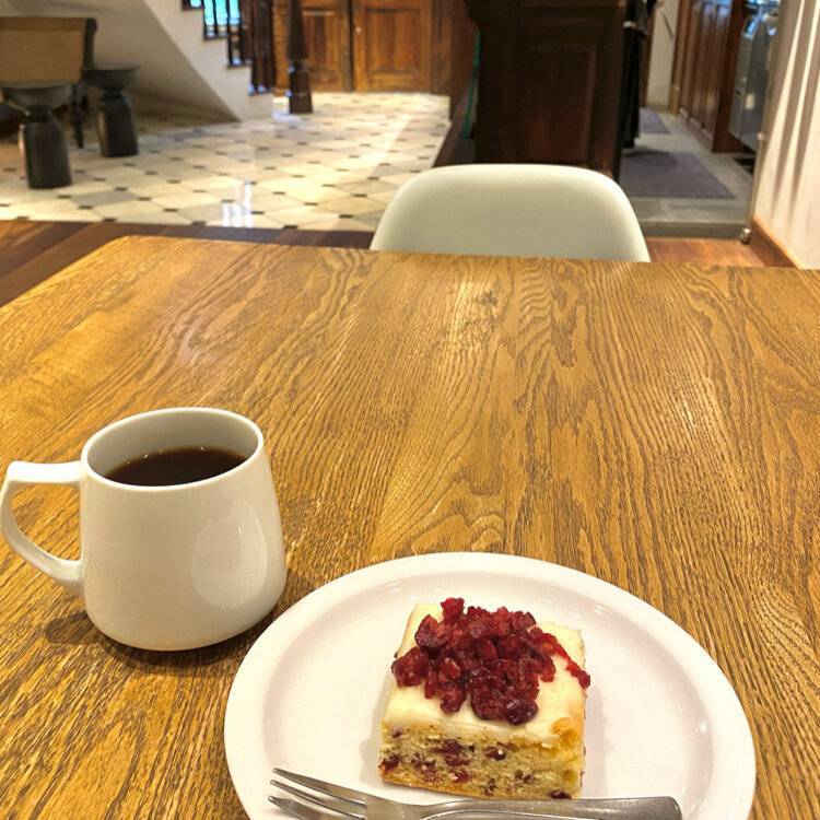 【早割中】御茶ノ水のオシャなカフェに行こう！おすすめはキャロットケーキ😺😺😺