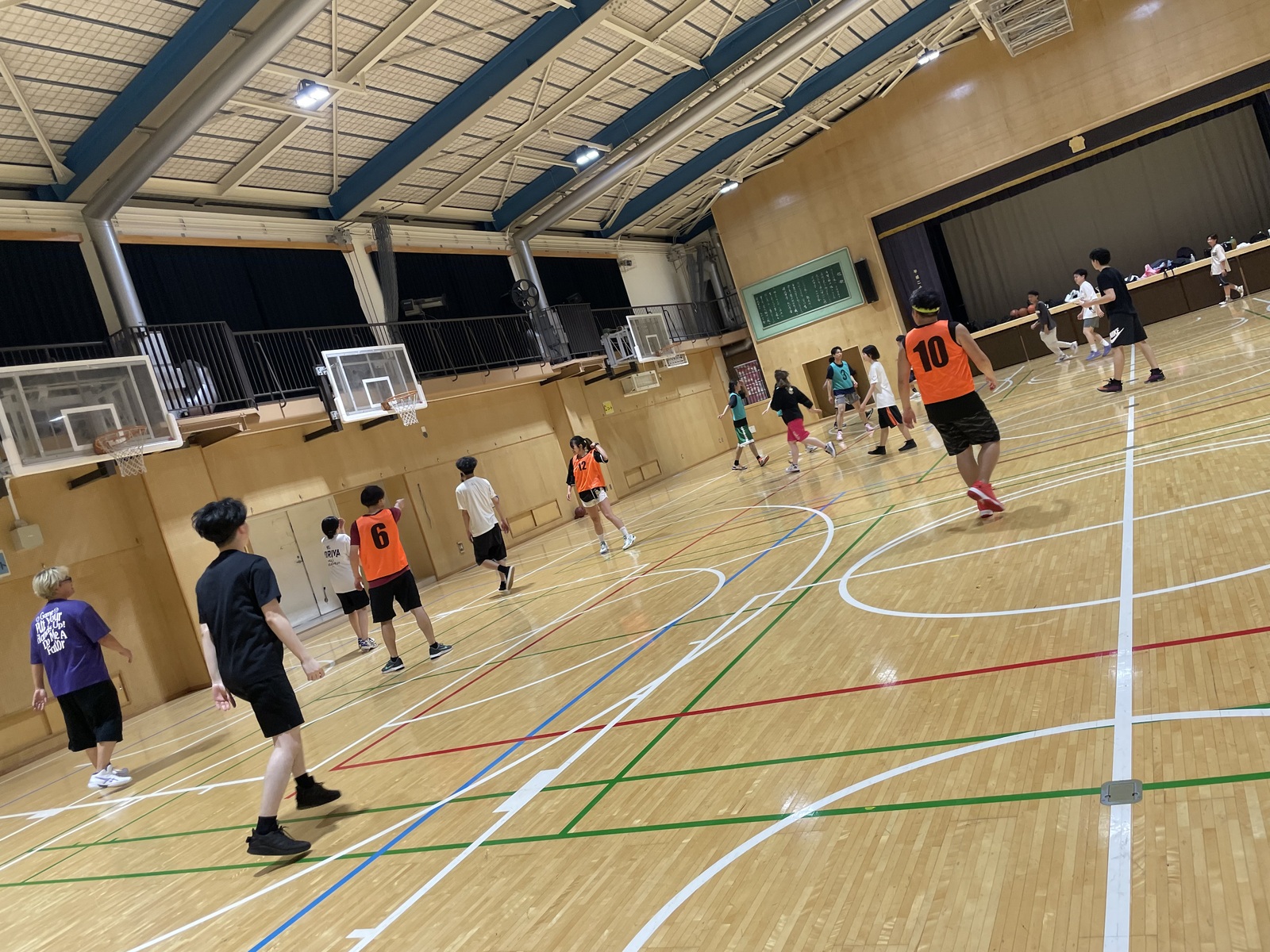 【9/5体育館でバスケ＆バレー】ゆるっとスポーツで仕事終わり、学校終わりにリフレッシュ！