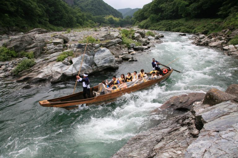 【10/11(土) 長瀞アルプスハイキング・登山＆川下り🛶✨】長瀞アルプスと川下りで非日常体験！長瀞満喫の1日☆