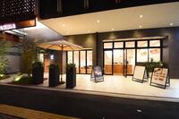 【本日18:00～】落ち着くCafe&BARでスイーツ&夜ご飯😋🍴
