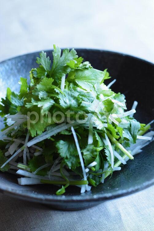 【10/16(木)19時～パクチー会🥗】クセになる！🌿満席必至の限定グルメナイト