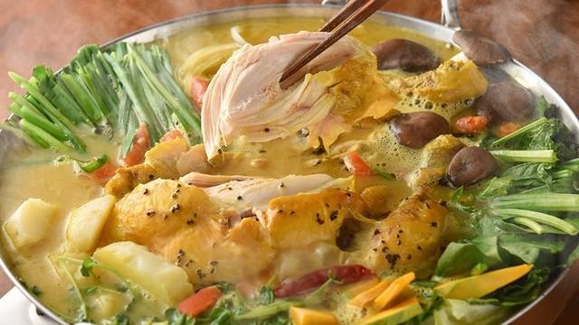 【20代30代限定】ネパール料理を食べに行こう！おすすめはヒマラヤ鍋です🦊🦊