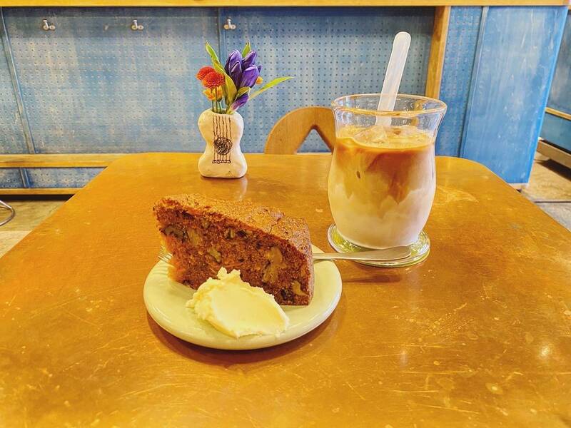 【早割中】中野のスタイリッシュなカフェに行こう！おすすめはキャロットケーキ🦊🦊🦊
