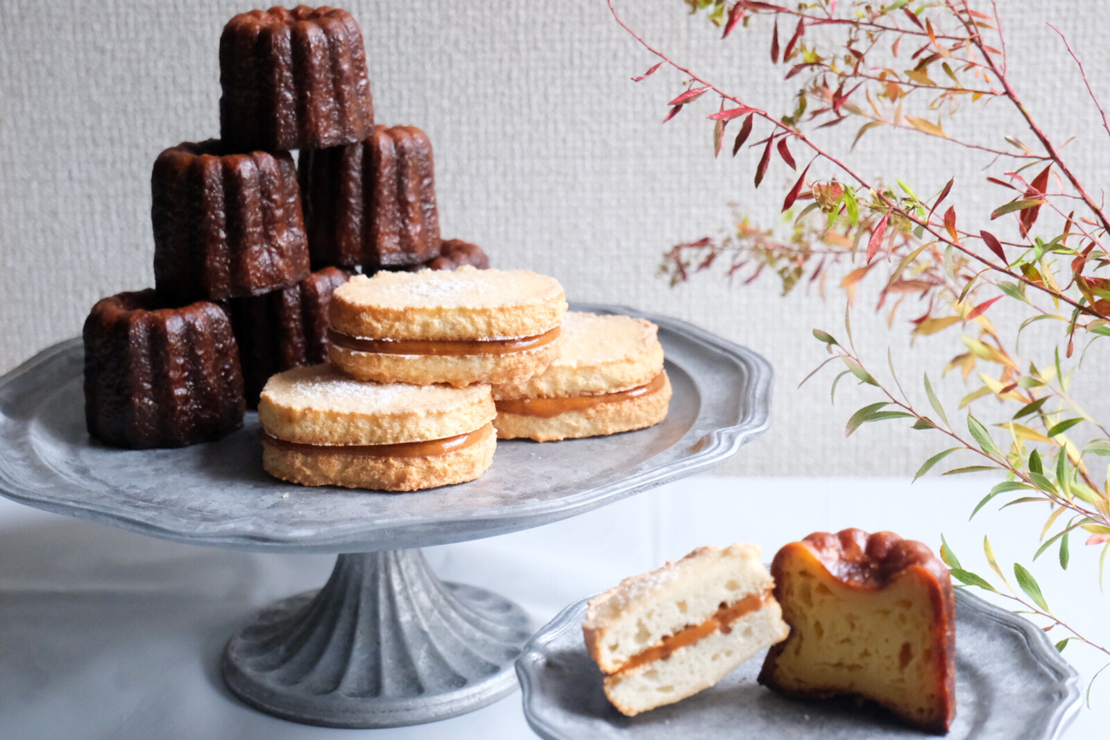 【フランス伝統菓子】カヌレとダックワーズを作りましょう！！