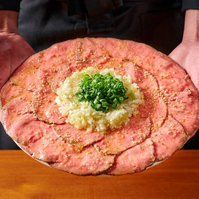 【20代30代限定】和牛と牛タンを食べに行こう！おすすめは牛タンユッケです🏵️🏵️