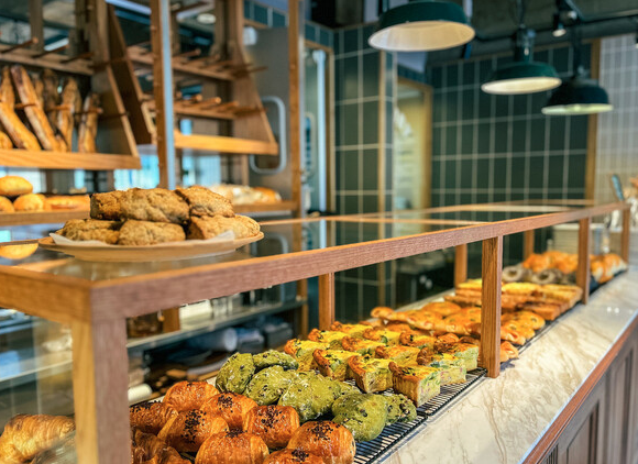 【男女共催】日本最古級の高級住宅街、千代田区番町で食べ歩こう【歴史x食べ歩き】