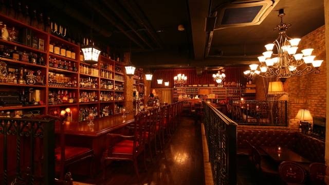 ⚠️男女比調整中　女性のみ募集【女性主催】新宿の老舗BARに行こう！おすすめはチャーリーチャップリン🌸🌸