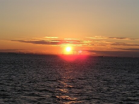 【30代中盤〜40代中心】隅田川-東京湾羽田沖初日の出クルーズ 　※チケットは各自手配