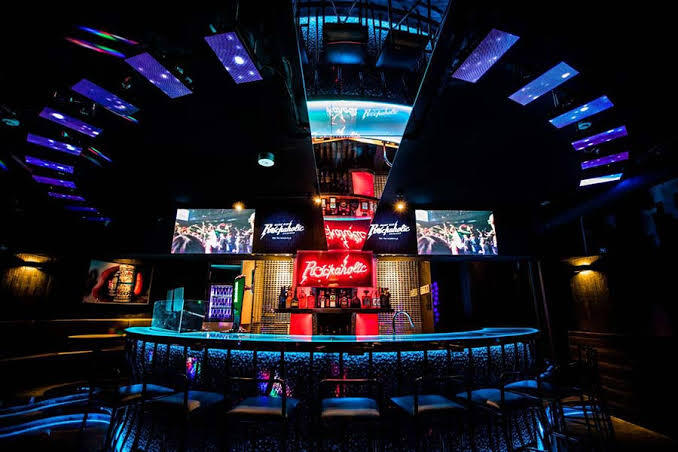 【邦ロックBAR】途中参加OK🙆‍♀️邦ロック好き集合〜🎧‎🤍 新宿の邦ロックBARに行ってみよう🎶🎶