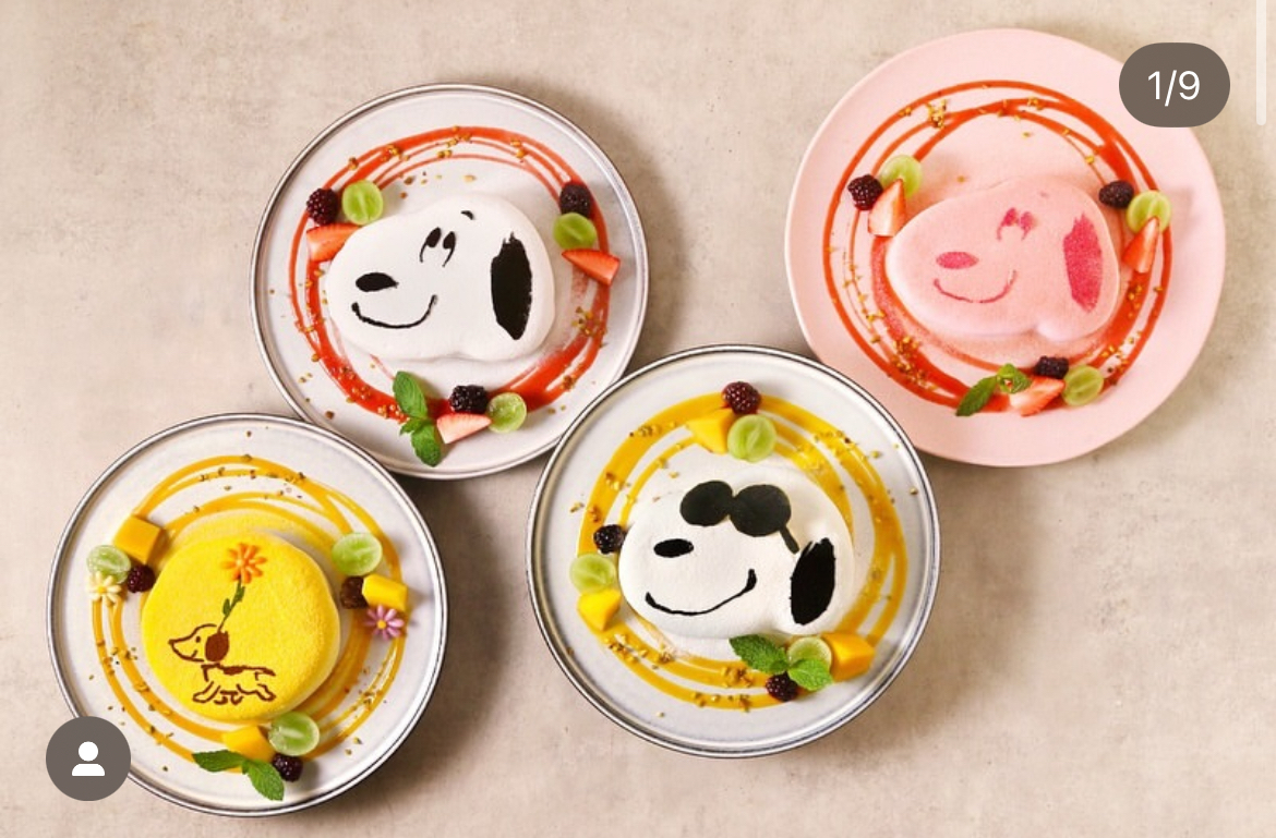 PEANUTS の世界でスヌーピーパンケーキを食べる🥞🏠