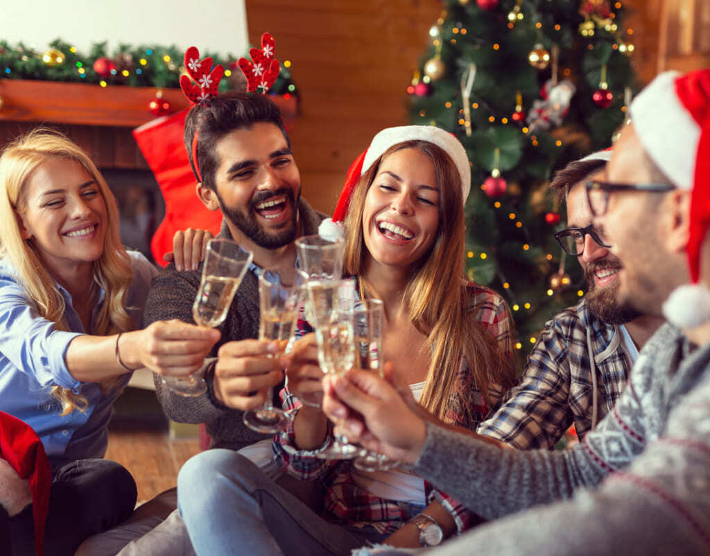 【20代】みんなでクリスマスパーティー🥂🎄