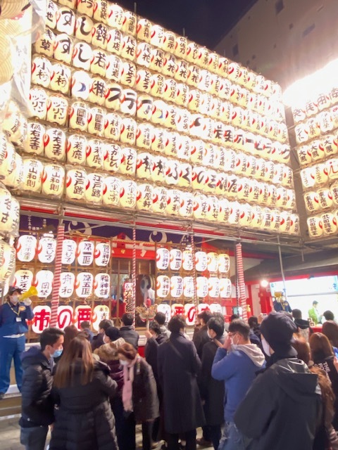 一粒万倍日　新宿の花園神社　　散策食べ歩き会 限定企画酉の市祭　　露天も多数