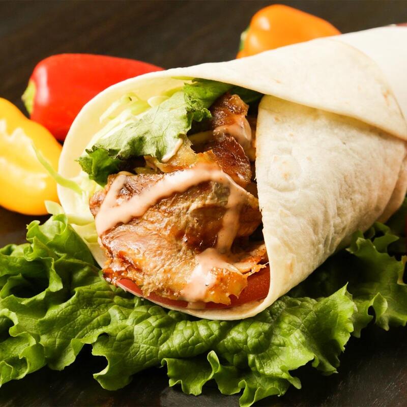 日本で人気の料理"ケバブラップ"を作って楽しもう！！🍀HAPPY MONDAY 😎気楽に毎週飲める仲間を作ろ✨