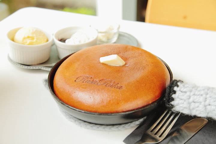 【20代30代限定】自由が丘のオシャなカフェに行こう！おすすめは苺ミルフィーユパンケーキです🎀🎀