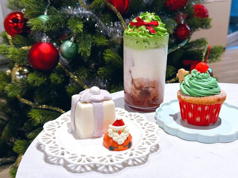【20代30代限定】新大久保の映えるカフェに行こう！おすすめはクリスマス限定スイーツ🌺🌺