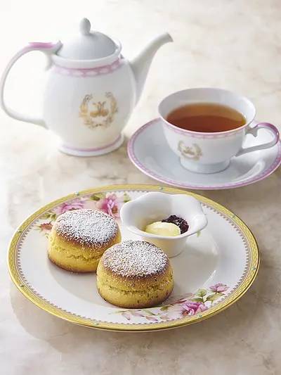 【早割中】フランスをイメージしたカフェに行こう！おすすめは17層のミルクレープ🌸🌸