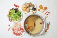 🌟表参道・薬膳鍋ランチ会🌟30代後半〜40代後半 ※男性満席