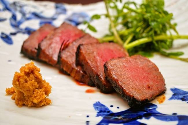 【20代30代限定】絶品肉料理を食べに行こう！おすすめは黒毛和牛のローストビーフ🌺🌺