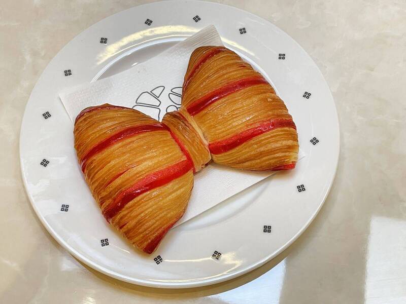 【20代30代限定】新大久保の映えるカフェに行こう！おすすめはマリトッツォ🌺🌺