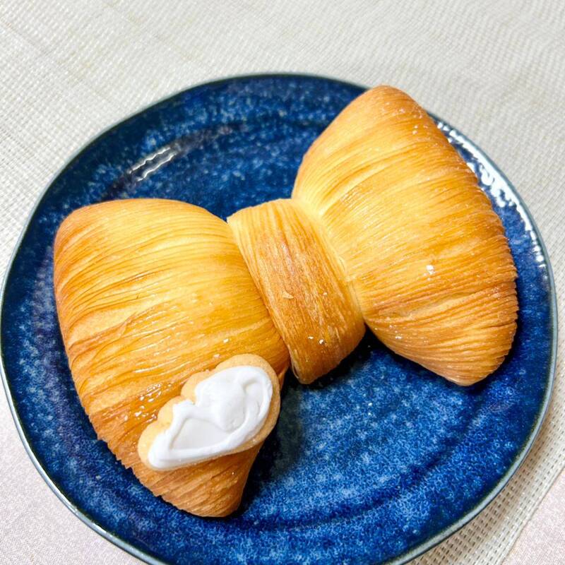 【20代30代限定】新大久保の映えるカフェに行こう！おすすめはマリトッツォ🌺🌺