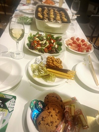 【12/19(金)新大久保レンタルスペース🎄】満席必至！貸切クリパ＆タコパ飲み会で冬を120%楽しもう✨