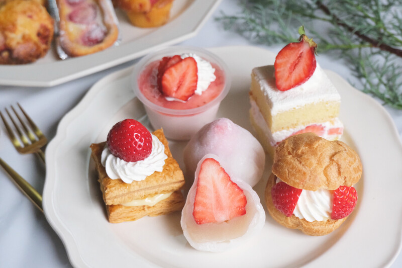 いちご10種類&苺スイーツ5品の食べ比べをしましょう！