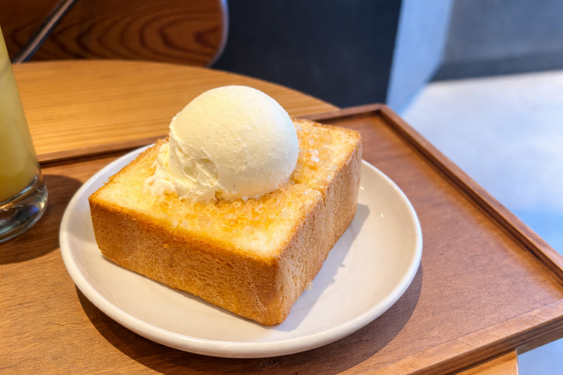 🌙🍞 週の始まり！夜パン活（20代女子限定）
おいしいトースト食べに行きませんか〜？