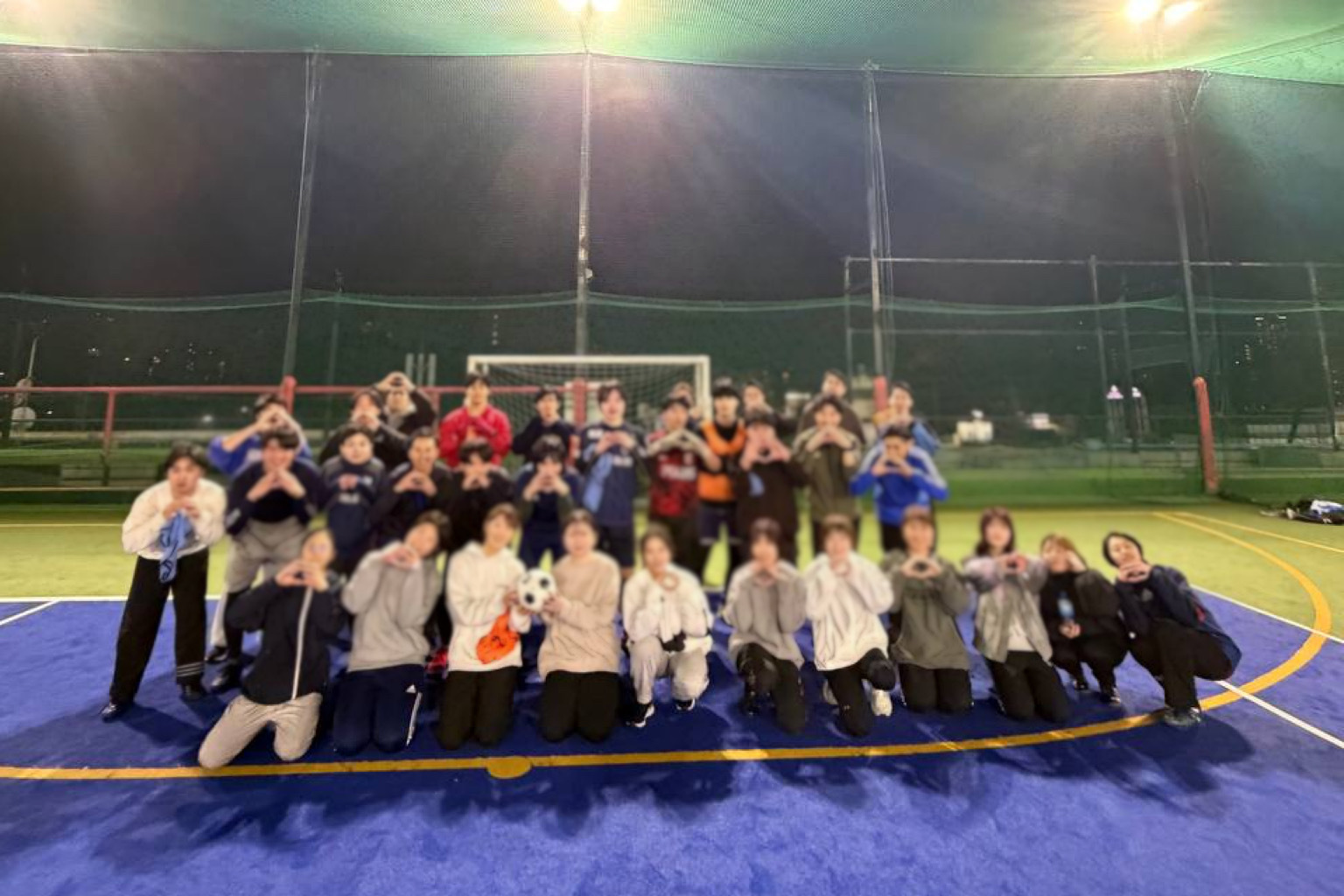 【20代限定・女性主催🌟】
王子駅すぐ！2/14(土)18:00〜
女性や初心者が楽しめるフットサル😆✨