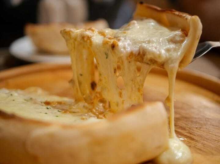 【平成生まれ限定】チーズ祭り🧀渋谷でシカゴピザ🫕&ピッツァ🍕食べ飲み放題に行こう🍾🥂