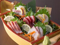 【新宿】20代〜30代限定飲み会‼️美味しい海鮮を囲んでゆるっと乾杯🍻