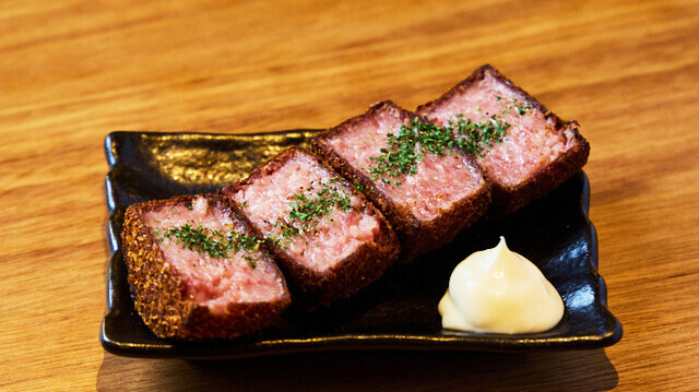 三軒茶屋で大注目のネオ居酒屋「ing」に行こう‼️おすすめはハムカツです🐽🐽