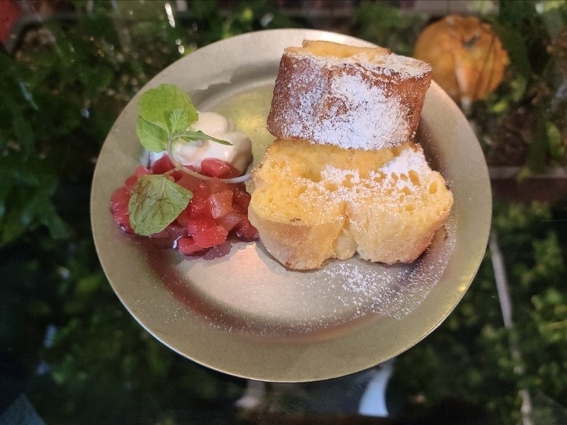 【女性主催】癒やしのフラワーカフェに行こう！フレンチトーストがおすすめです😽😺