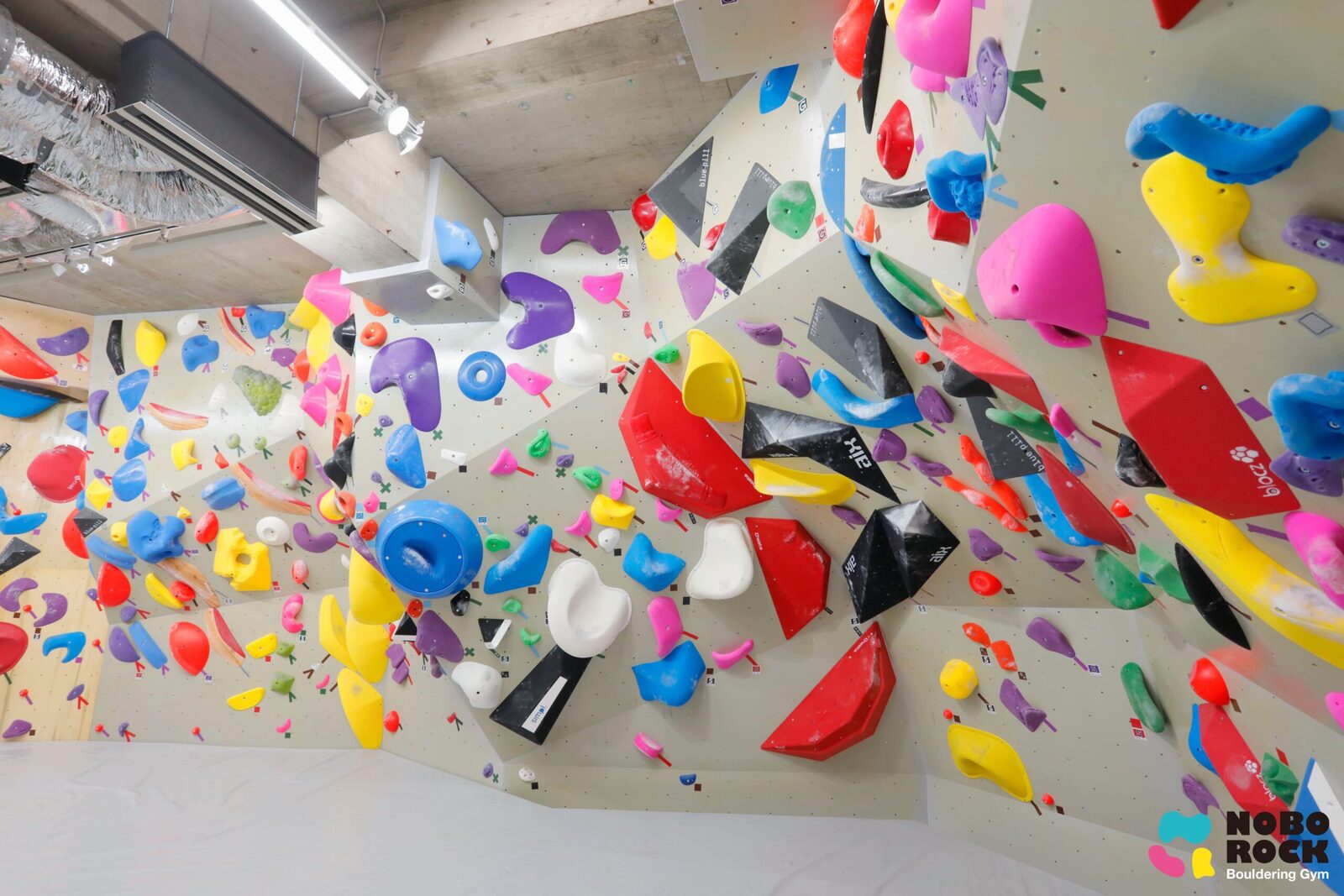 【朝活ボルダリング会⛰️】朝の1番空いている時間帯！初心者、1人参加歓迎✨