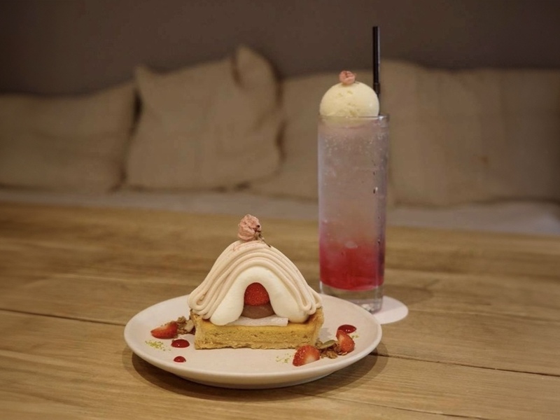 【女性2名主催/早割中】日本橋にあるかわいいスイーツ🐶🐶🌻🌈が話題のおしゃれカフェに行こう✨✨20代30代限定