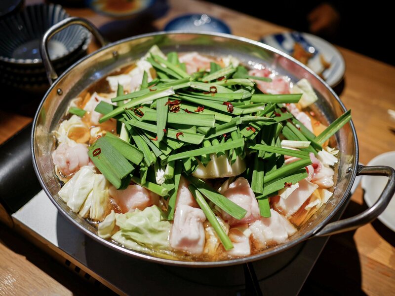 元力士が営む隠れ家居酒屋！！ここでしか味わえない！！都内で1番美味しい！？もつ鍋を食べに行こう🍲