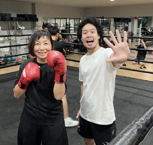 ✨初心者大歓迎✨
キックボクシング×ボクシング フィットネス