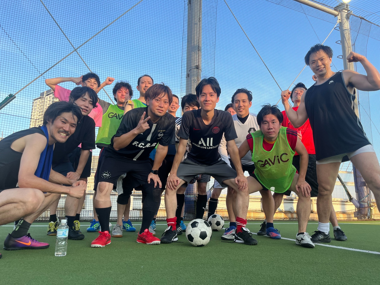 【4/12（日）15時〜17時＠横浜駅屋上】20代〜40代のエンジョイフットサル！お一人様から経験者の方を募集中！