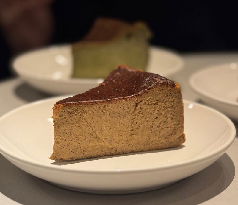 【20代・30代限定】✨無添加パンと紅茶、そして“チャイ香る”バスクチーズケーキで楽しむ優雅なカフェ会🫖🧀