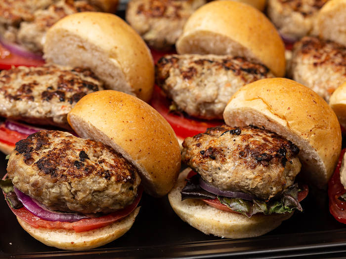 オリジナルバーガーを生み出そう！"手作りミニハンバーガーオフ会"✨ ワイワイ日曜エンジョイ飲み会 ❥ お初さん大歓迎♪