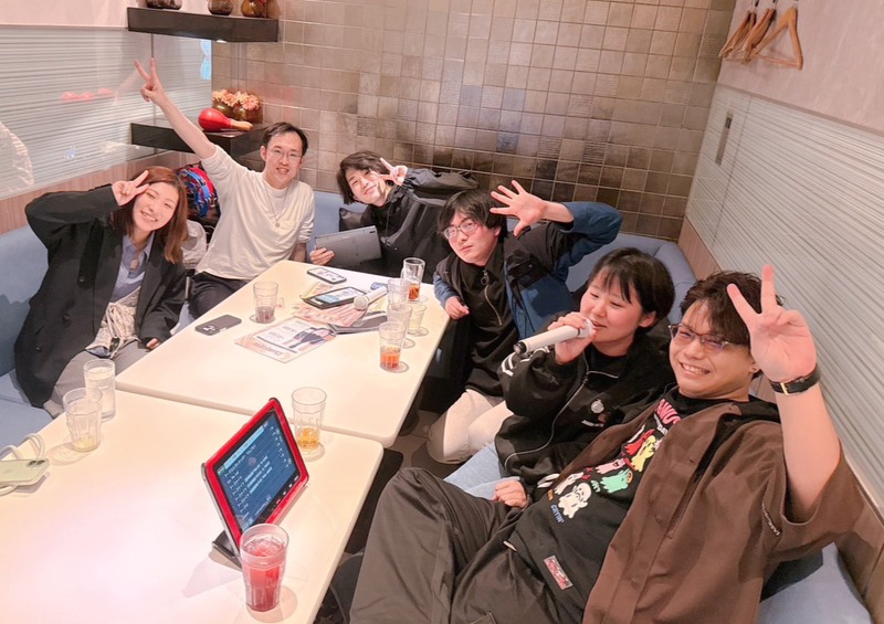 ♥♥ 無邪気にワイワイ楽しもう  ♥♥ 恵比寿deカラオケオフ会 📯 ３時間飲み放題 🍷 歌って飲んで楽しもう🎤