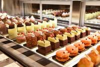 スイーツ片手に、街あるき。 表参道編 🧁🍰🍪🍨🤍