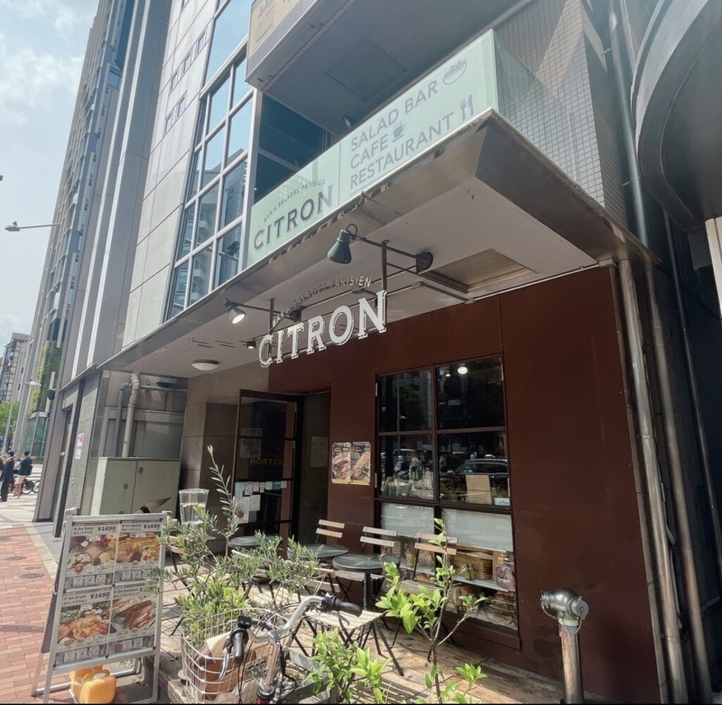 🍋外苑前でパリ気分🇫🇷おしゃれヘルシーカフェで絶品キッシュ＆レモンケーキを食べにいこう☕️