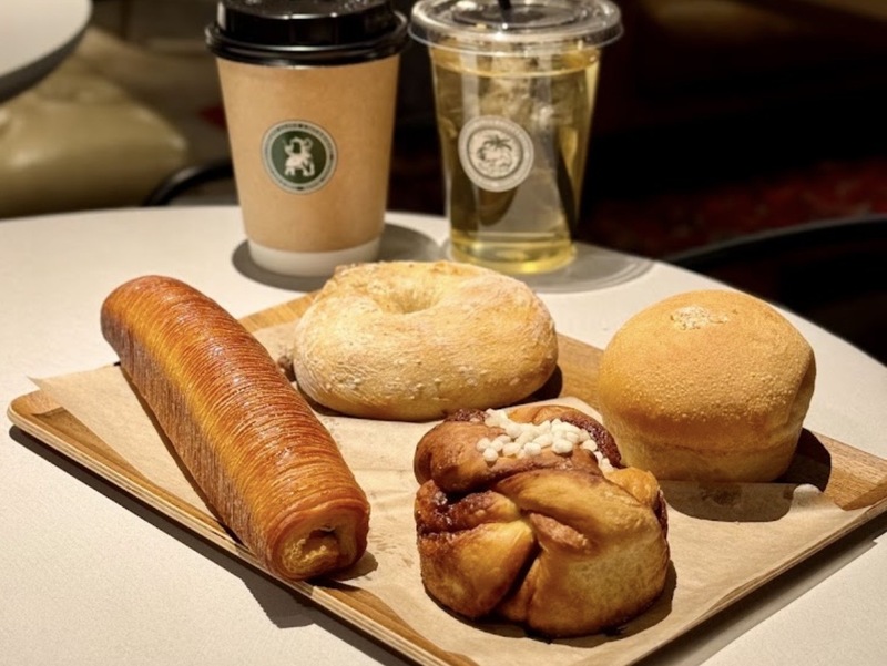 【女性2名主催/早割中】表参道にある穴場のおしゃれベーカリーカフェ🐶🐶🥪☕️🍃に行こう✨✨20代30代限定