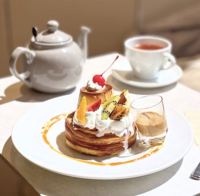 📚本とパンケーキでゆったり🥞大人なプリンアラモードを食べに行こう🍮🥞