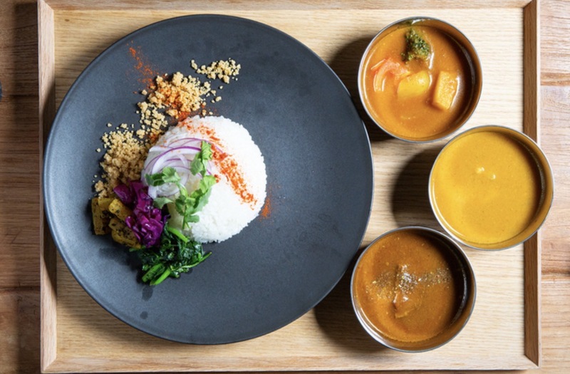 本がたくさんあるBOOKカフェ📕☕✧Hama Houseでまったりお話しませんか？✨
